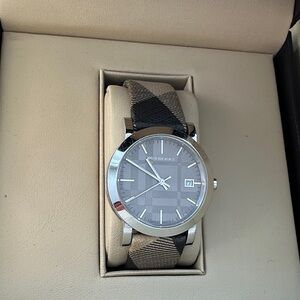 Burberry Black and Silver Watch with Box